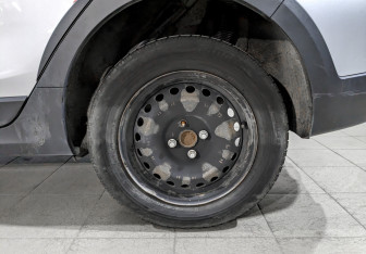 Подержанный автомобиль Kia Rio Hatchback 2021 года (17 фото)