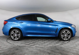 Подержанный автомобиль BMW X6 2018 года (6 фото)