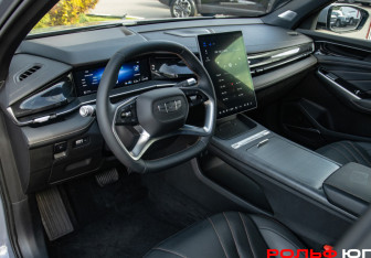 Подержанный автомобиль Geely Preface 2024 года (14 фото)