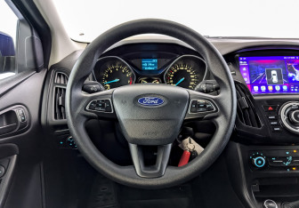 Подержанный автомобиль Ford Focus Hatchback 2019 года (21 фото)