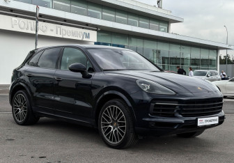 Подержанный автомобиль Porsche Cayenne 2020 года (3 фото)