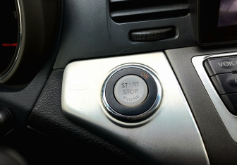 Подержанный автомобиль Nissan Murano Suv 2013 года (17 фото)