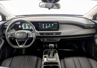 Подержанный автомобиль BAIC U5 Plus 2023 года (14 фото)