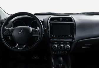 Подержанный автомобиль Mitsubishi ASX 2020 года (9 фото)