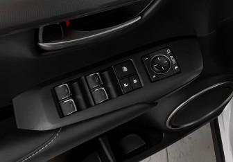 Подержанный автомобиль Lexus NX 2021 года (22 фото)