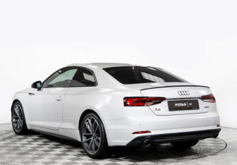 Подержанный автомобиль Audi A5 Coupe 2019 года (5 фото)