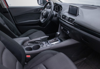 Подержанный автомобиль Mazda 3 Sedan 2014 года (9 фото)