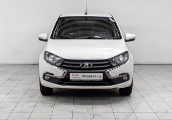 Подержанный автомобиль LADA (ВАЗ) Granta Sedan 2021 года (2 фото)