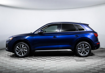 Подержанный автомобиль Audi Q5 2020 года (8 фото)
