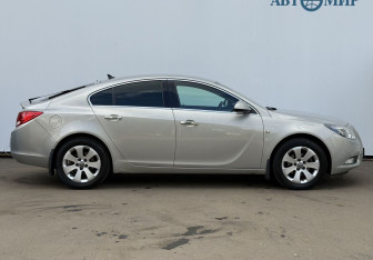 Подержанный автомобиль Opel Insignia Sedan 2011 года (4 фото)