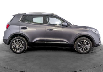 Подержанный автомобиль Chery Tiggo 4 2022 года (4 фото)