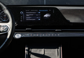 Подержанный автомобиль Omoda C5 2024 года (11 фото)