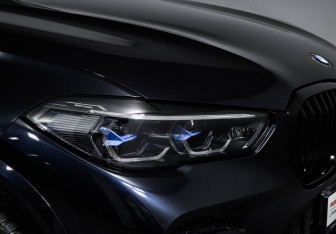 Подержанный автомобиль BMW X5 2022 года (16 фото)