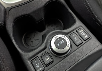 Подержанный автомобиль Nissan X-Trail 2018 года (26 фото)