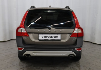 Подержанный автомобиль Volvo XC70 2012 года (5 фото)