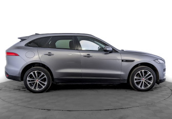Подержанный автомобиль Jaguar F-Pace 2020 года (4 фото)