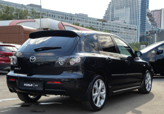 Подержанный автомобиль Mazda 3 Hatchback 2007 года (4 фото)