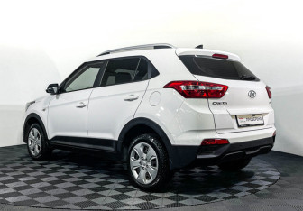 Подержанный автомобиль Hyundai Creta 2021 года (7 фото)