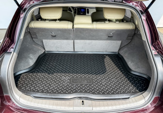 Подержанный автомобиль Infiniti QX50 2014 года (10 фото)