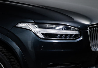 Подержанный автомобиль Volvo XC90 2018 года (17 фото)