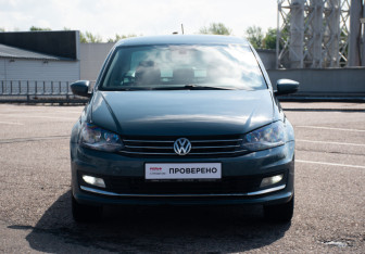 Подержанный автомобиль Volkswagen Polo Sedan 2019 года (2 фото)