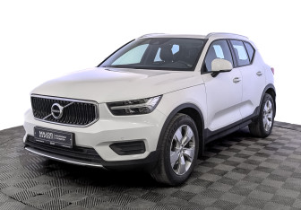 Подержанный автомобиль Volvo XC40 2018 года (1 фото)