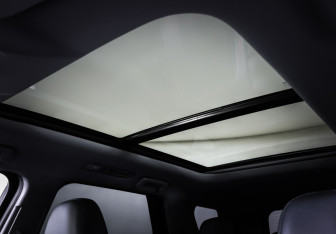 Подержанный автомобиль Changan CS95 2023 года (19 фото)