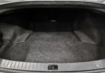 Подержанный автомобиль Infiniti Q50 2014 года (14 фото)