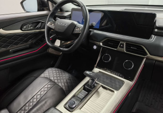 Подержанный автомобиль Exeed TXL 2022 года (11 фото)