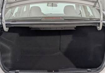 Подержанный автомобиль Kia Rio Sedan 2017 года (10 фото)