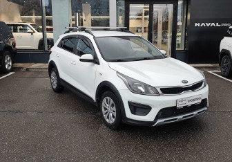 Подержанный автомобиль Kia Rio Hatchback 2020 года (3 фото)