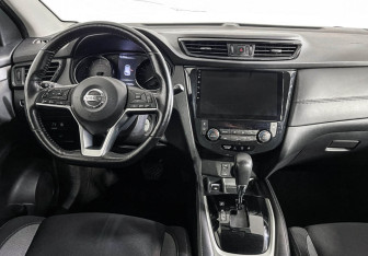 Подержанный автомобиль Nissan Qashqai 2019 года (12 фото)