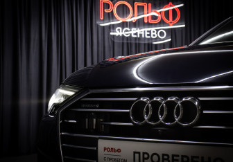 Подержанный автомобиль Audi A6 Sedan 2020 года (24 фото)