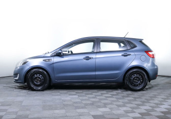 Подержанный автомобиль Kia Rio Hatchback 2012 года (3 фото)