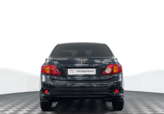 Подержанный автомобиль Toyota Corolla Sedan 2008 года (6 фото)