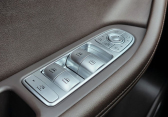 Подержанный автомобиль Chery Tiggo 8 Pro Max 2023 года (15 фото)