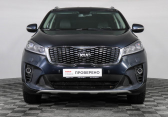 Подержанный автомобиль Kia Sorento 2019 года (2 фото)