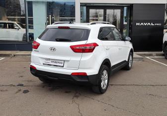 Подержанный автомобиль Hyundai Creta 2017 года (5 фото)