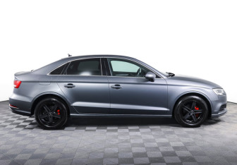 Подержанный автомобиль Audi A3 Sedan 2020 года (4 фото)