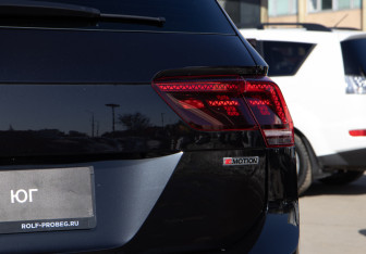 Подержанный автомобиль Volkswagen Tiguan 2019 года (22 фото)