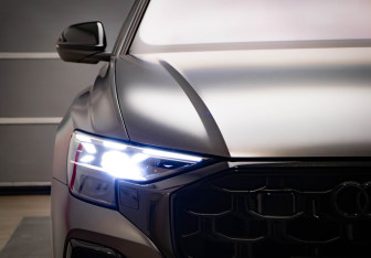 Подержанный автомобиль Audi SQ8 2024 года (31 фото)