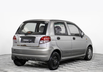 Подержанный автомобиль Daewoo Matiz 2012 года (5 фото)