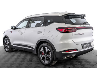 Подержанный автомобиль Chery Tiggo 7 Pro Max 2023 года (7 фото)