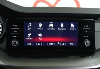 Подержанный автомобиль Skoda Octavia Liftback 2021 года (17 фото)
