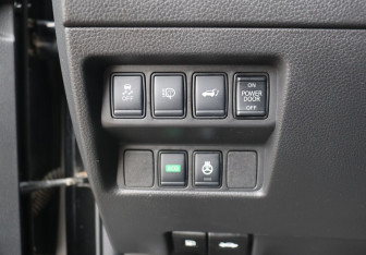 Подержанный автомобиль Nissan X-Trail 2019 года (12 фото)