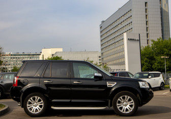 Подержанный автомобиль Land Rover Freelander 2008 года (3 фото)