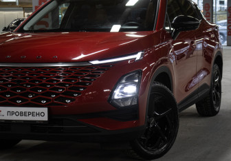 Подержанный автомобиль Omoda C5 2024 года (5 фото)