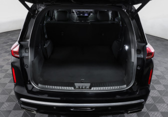 Подержанный автомобиль Exeed VX 2024 года (10 фото)