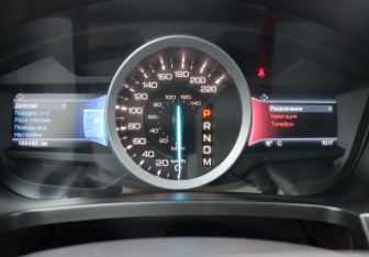 Подержанный автомобиль Ford Explorer 2014 года (18 фото)