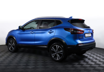Подержанный автомобиль Nissan Qashqai 2020 года (7 фото)